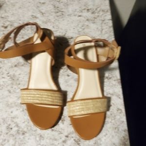 Bamboo tweed top sandles size 7.5 nwot